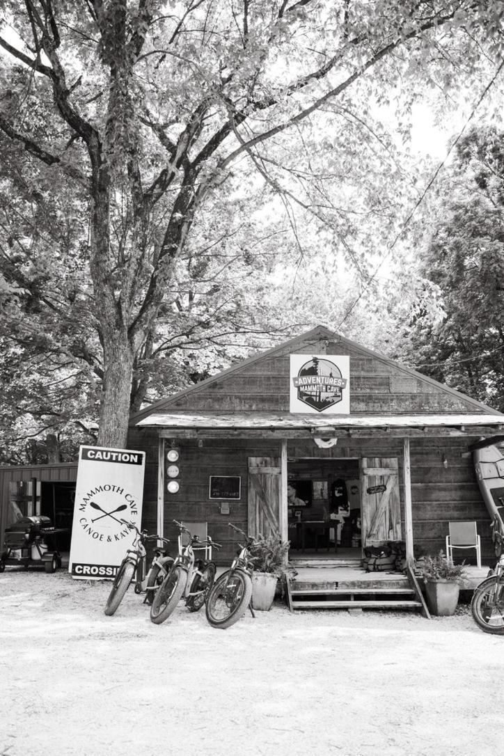 Mammoth Cave Lodge And Cabins Exterior photo